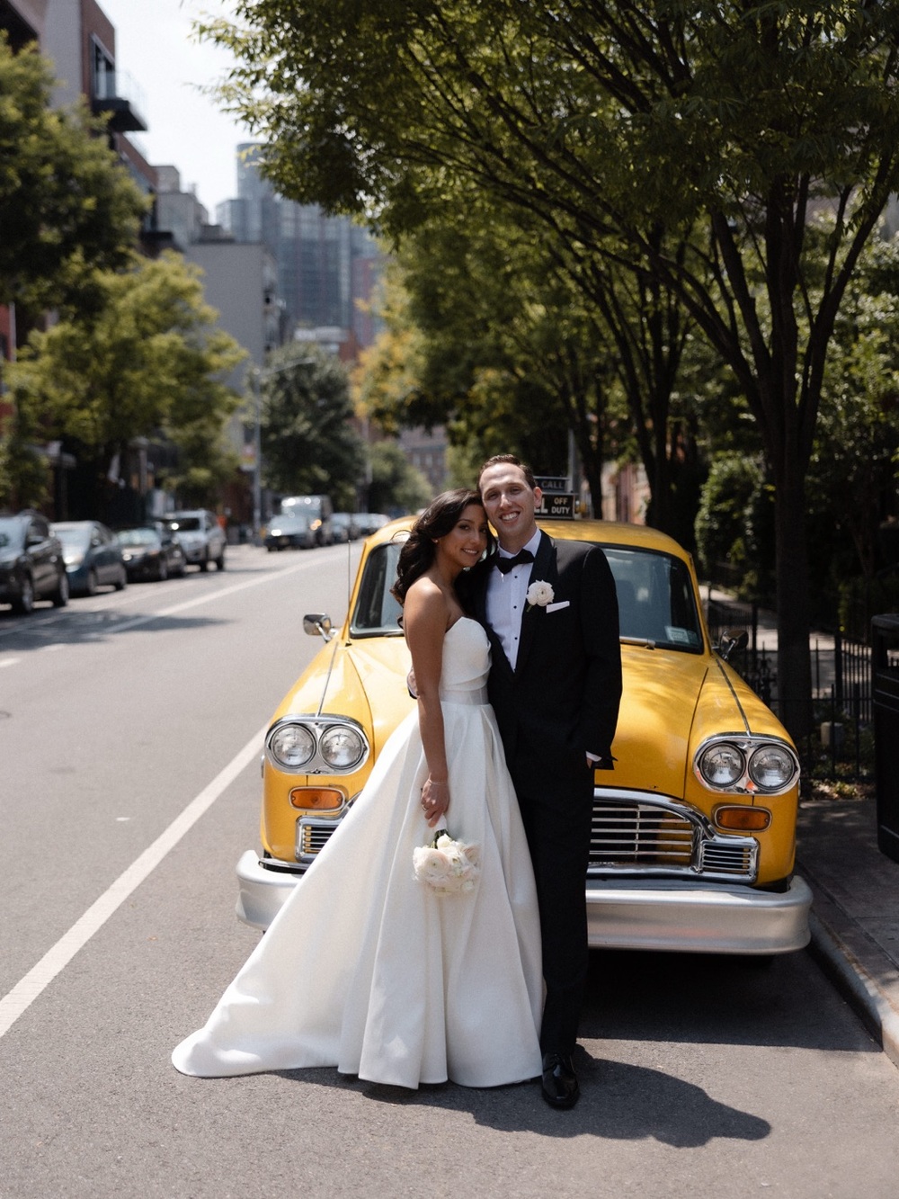 Enaura, Chardonnay wedding dress